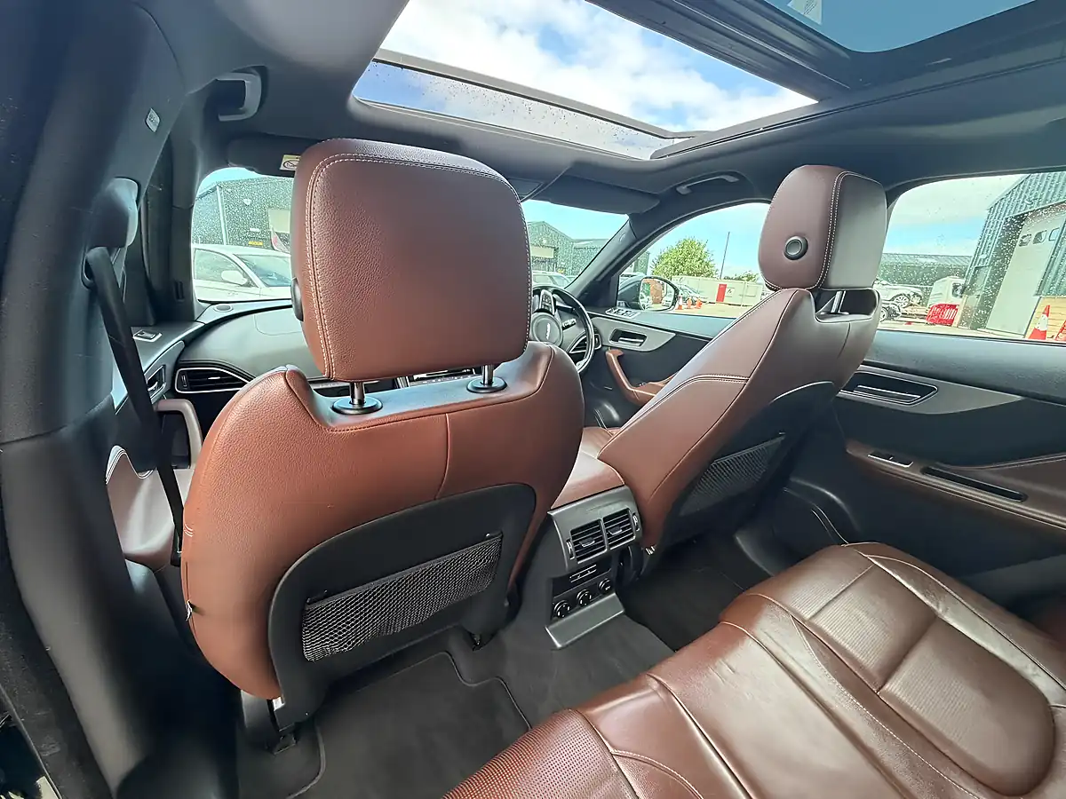 Used 2016 Jaguar F-Pace S Green - Interior and Exterior details 14