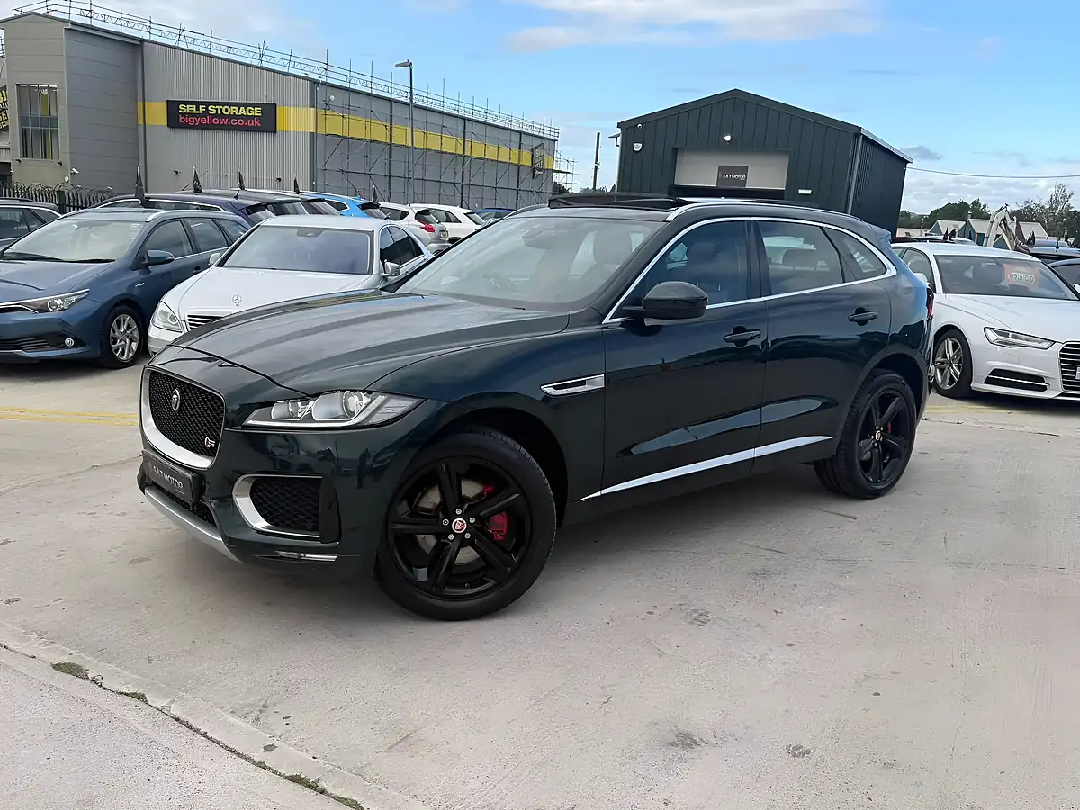 Used 2016 Jaguar F-Pace S Green - Interior and Exterior details 4