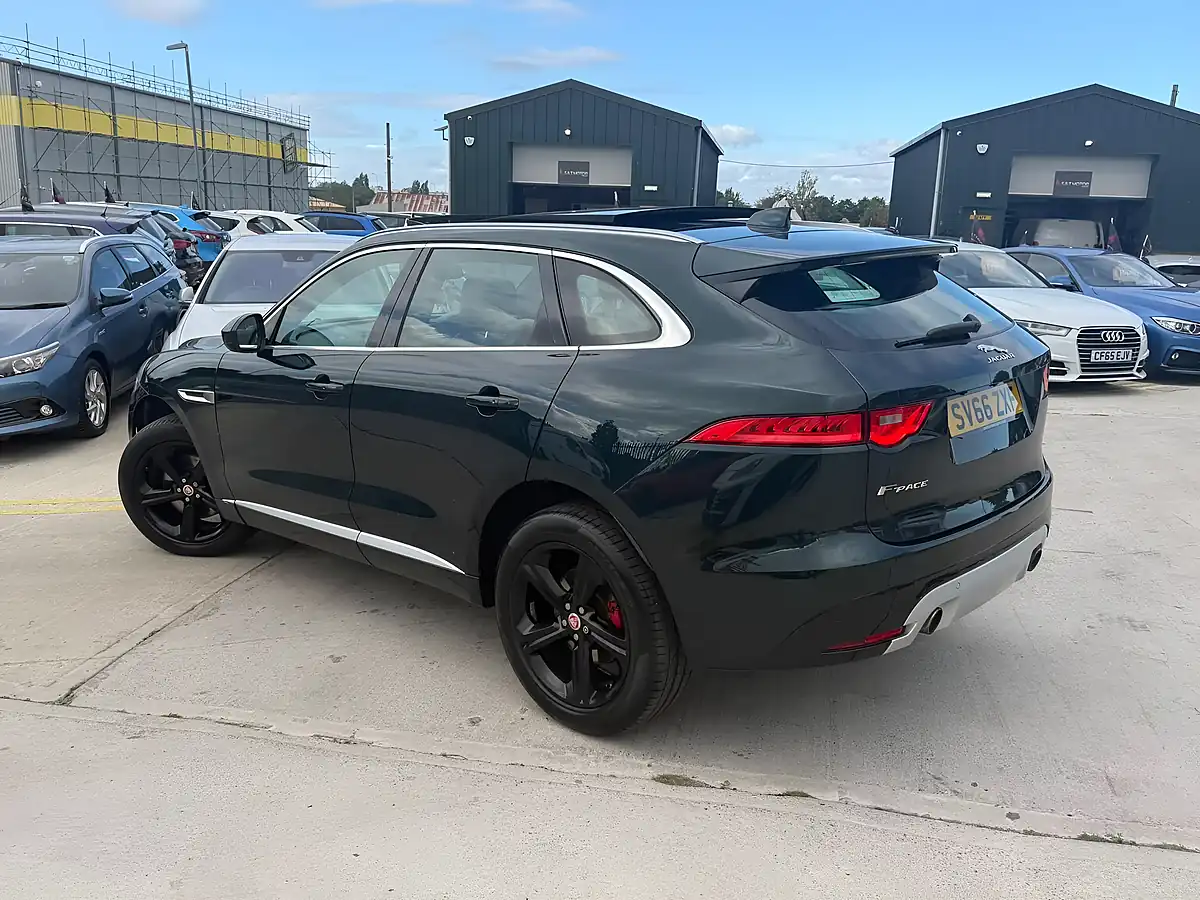 Used 2016 Jaguar F-Pace S Green - Interior and Exterior details 7