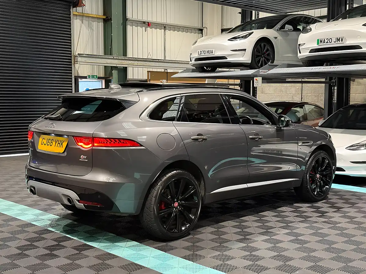 Used 2016 Jaguar F-Pace S Grey - Interior and Exterior details 9