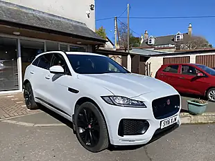 Used 2016 Jaguar F-Pace S White - Interior and Exterior details 6