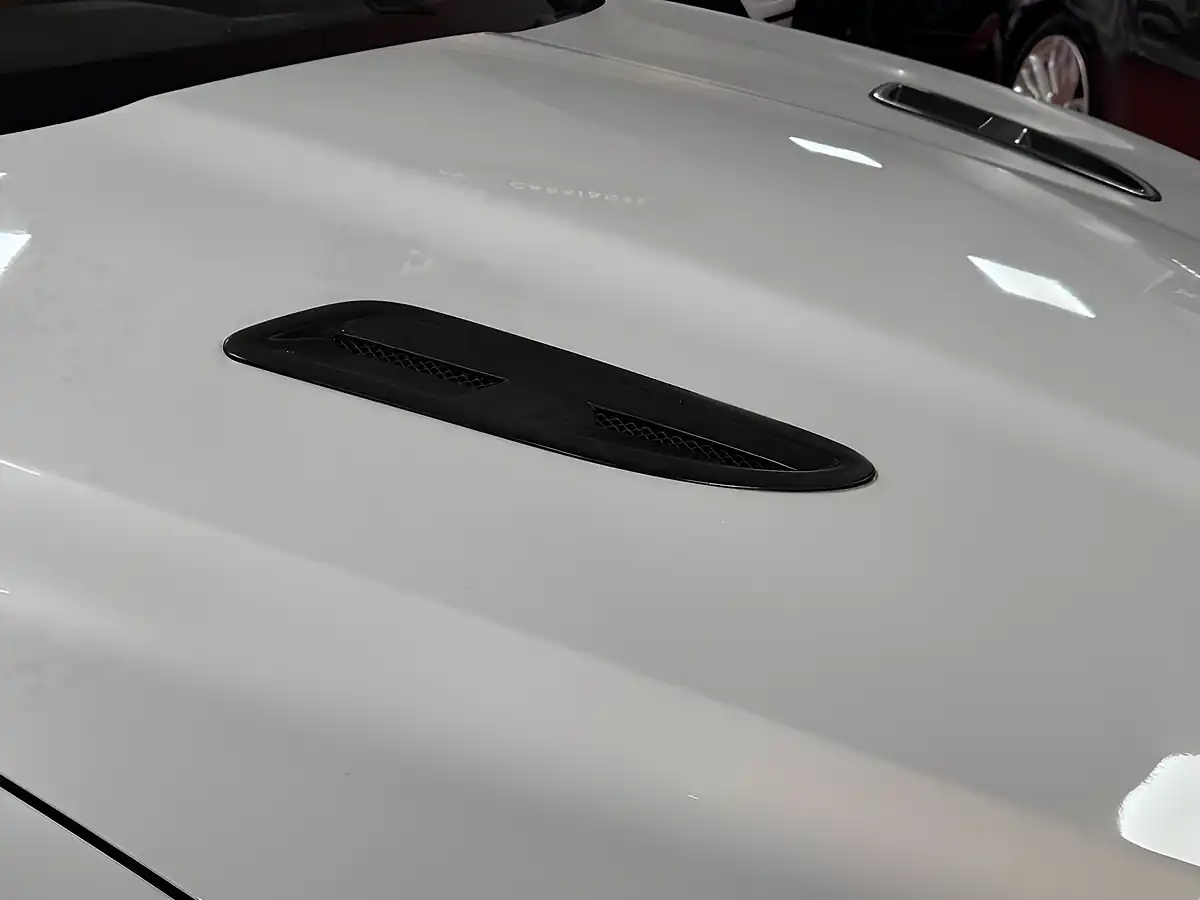 Used 2016 Jaguar F-Pace S White - Interior and Exterior details 5