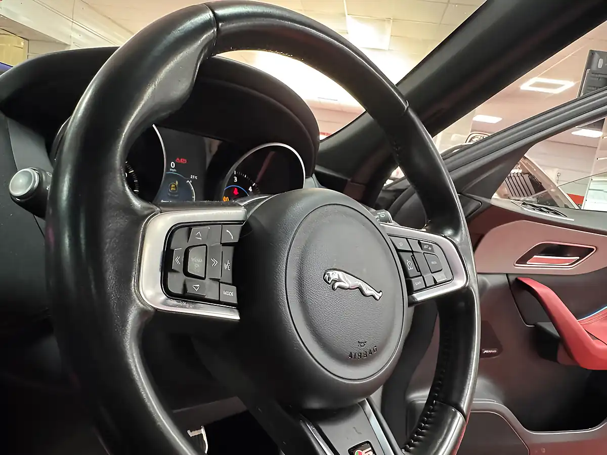 Used 2016 Jaguar F-Pace S White - Interior and Exterior details 8