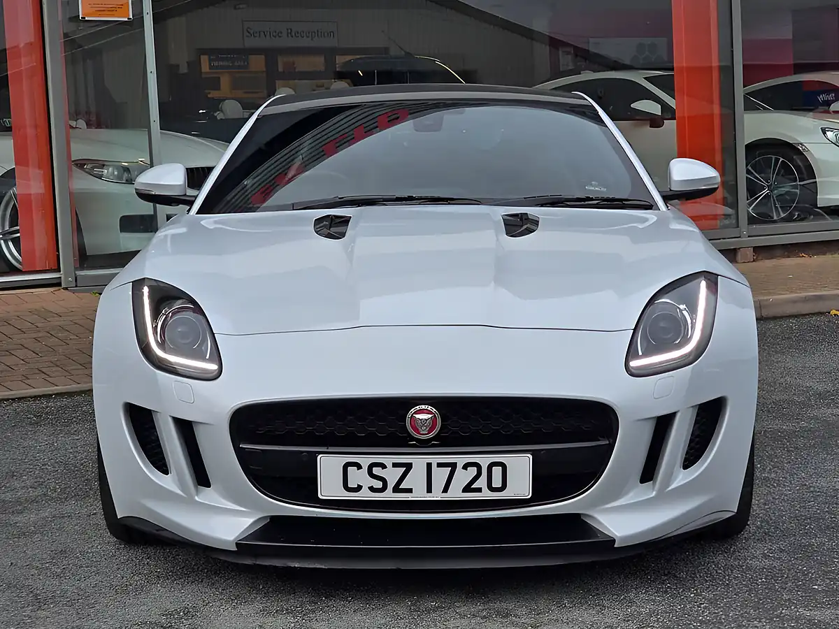 Used 2016 Jaguar F-Type Coupe Glacier White - Interior and Exterior details 7