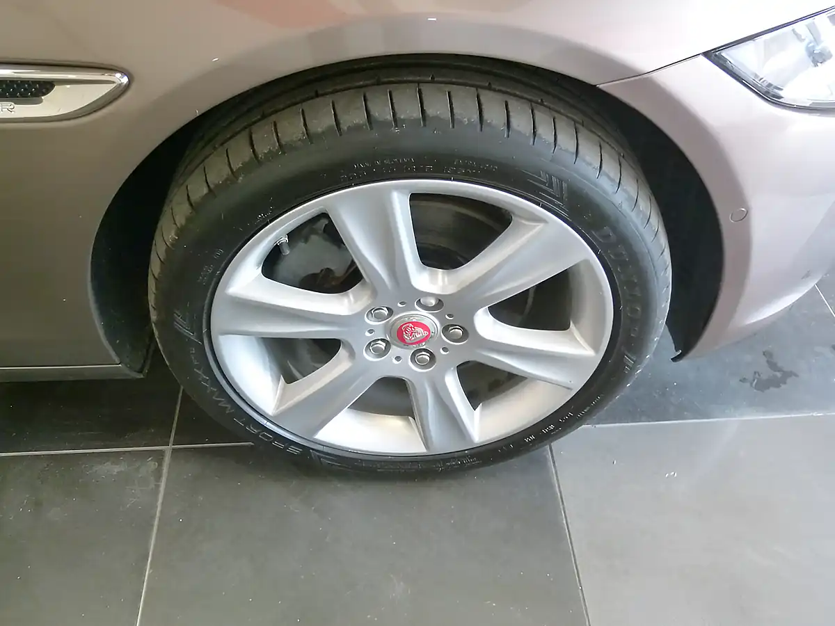 Used 2016 Jaguar Xe Portfolio AWD Bronze - Interior and Exterior details 12