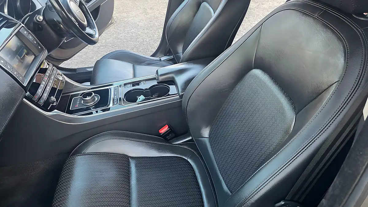 Used 2016 Jaguar Xe Portfolio - Interior and Exterior details 16