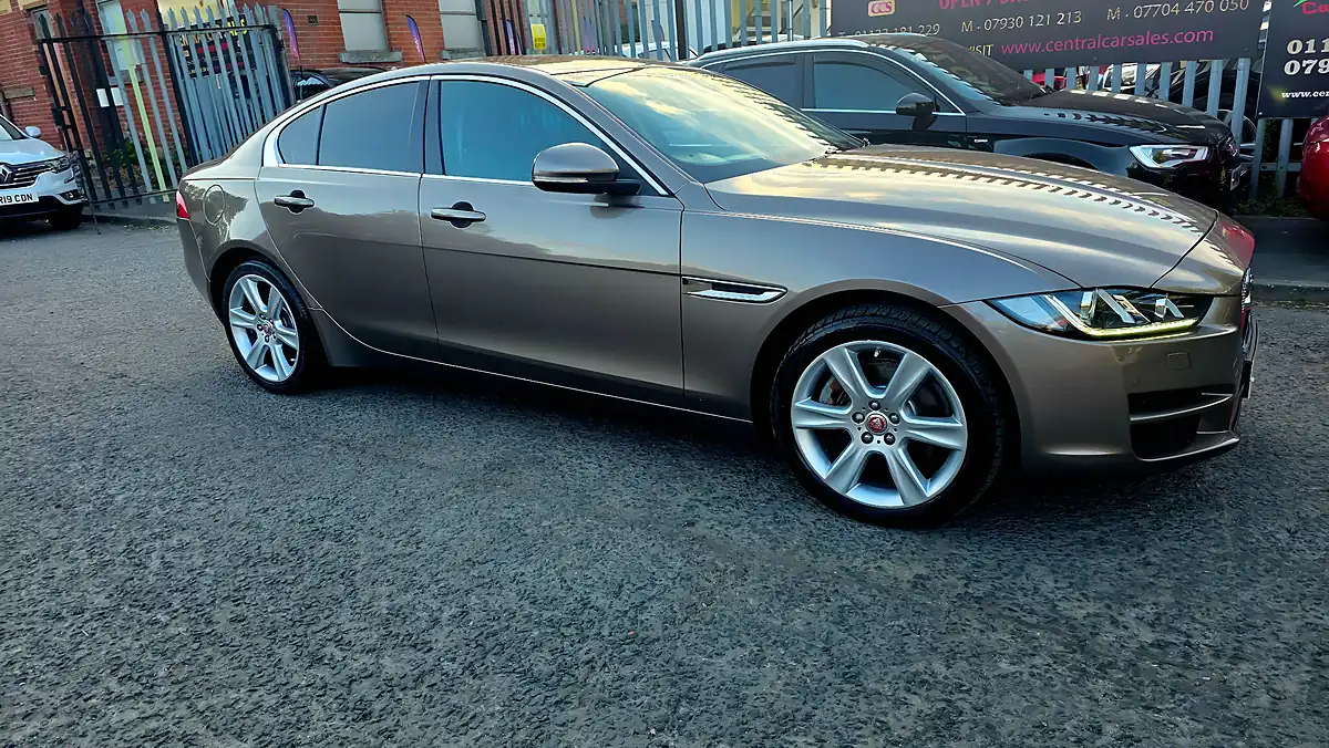 Used 2016 Jaguar Xe Portfolio - Interior and Exterior details 4