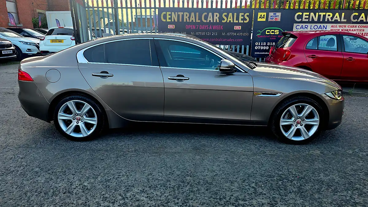 Used 2016 Jaguar Xe Portfolio - Interior and Exterior details 5