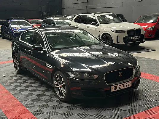 2016 Jaguar XE Prestige