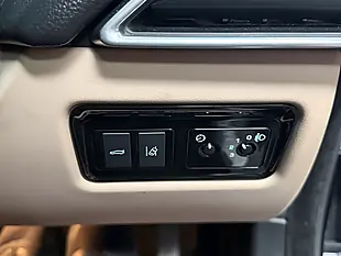 Used 2016 Jaguar Xe Prestige Black - Interior and Exterior details 20