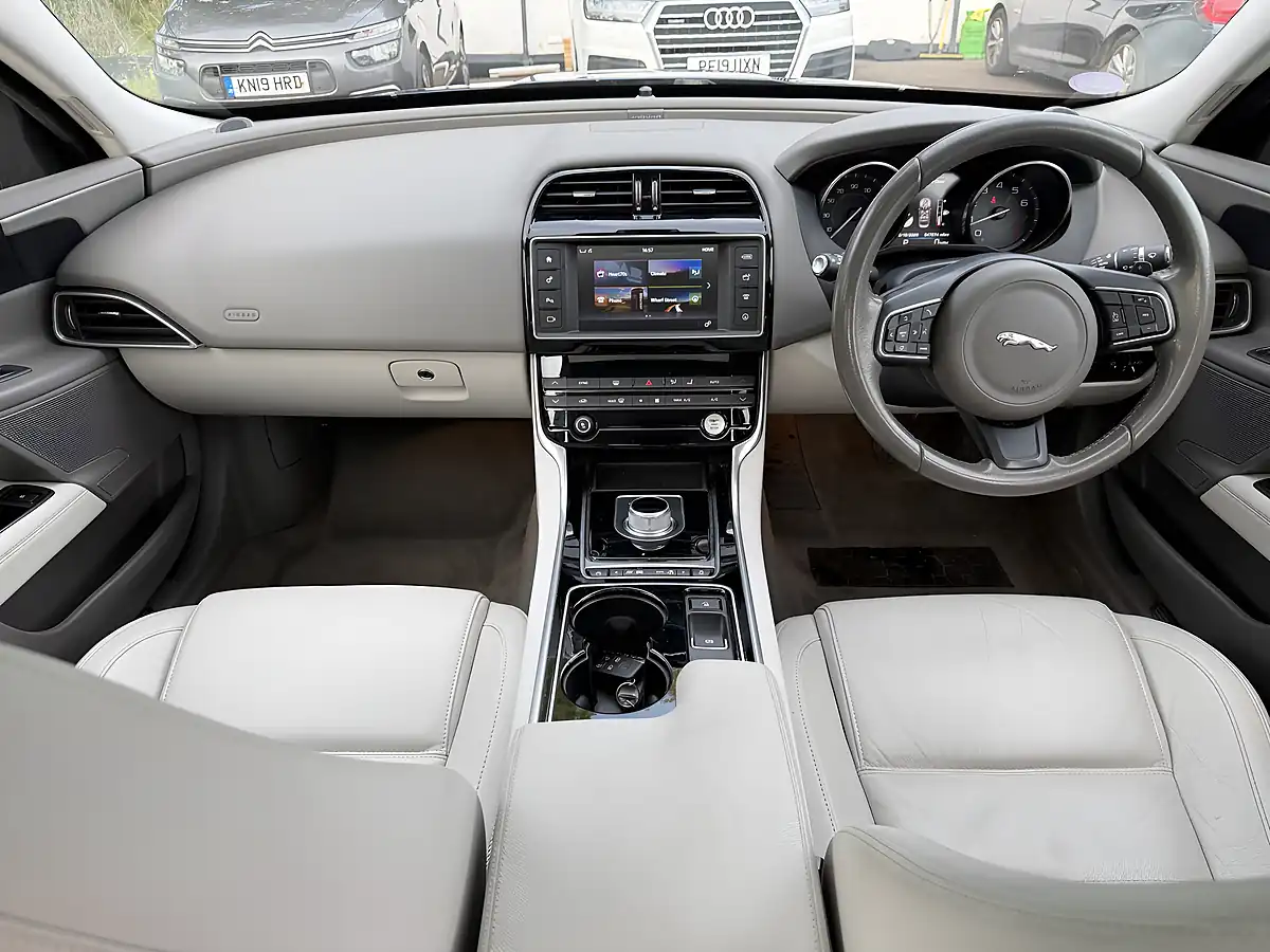 Used 2016 Jaguar Xe Prestige Blue - Interior and Exterior details 7