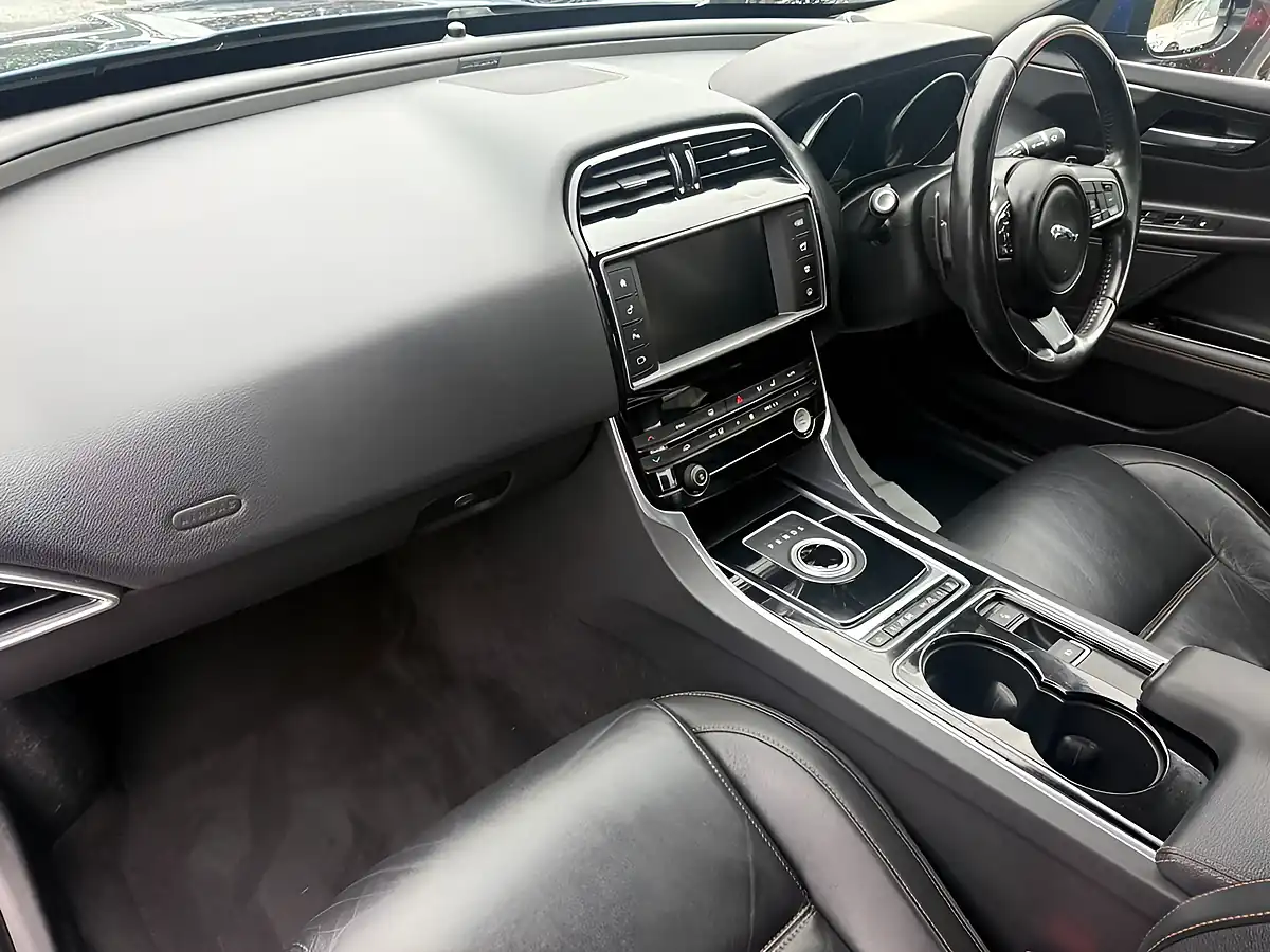 Used 2016 Jaguar Xe Prestige Blue - Interior and Exterior details 11