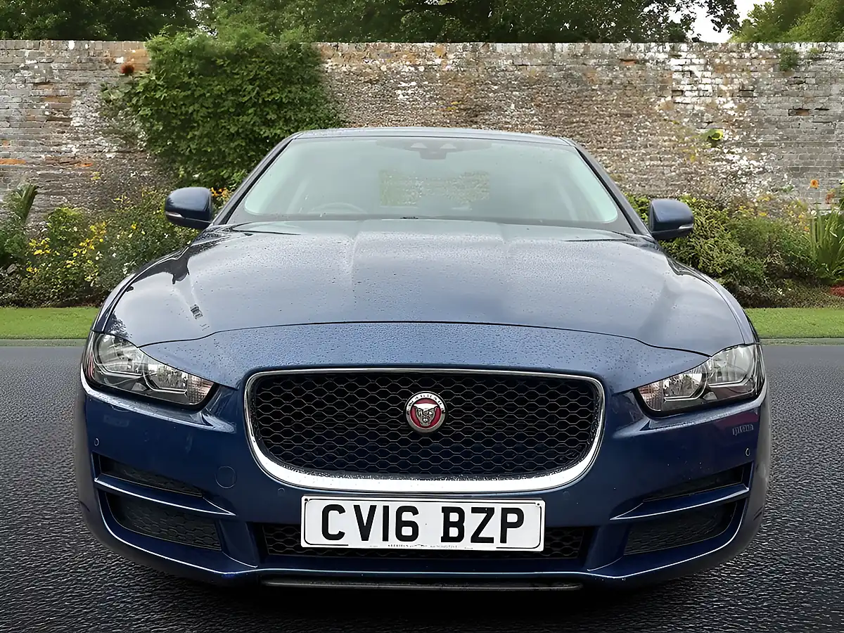 Used 2016 Jaguar Xe Prestige Blue - Interior and Exterior details 3