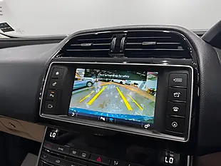 Used 2016 Jaguar Xe Prestige Green - Interior and Exterior details 15