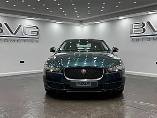 Used 2016 Jaguar Xe Prestige Green - Interior and Exterior details 4