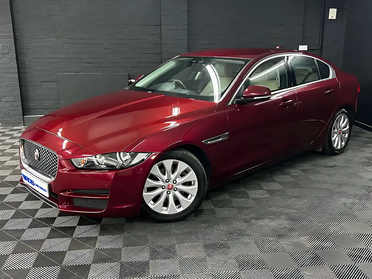Used 2016 Jaguar Xe Prestige Red - Interior and Exterior details 5
