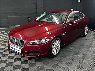 Used 2016 Jaguar Xe Prestige Red - Interior and Exterior details 6