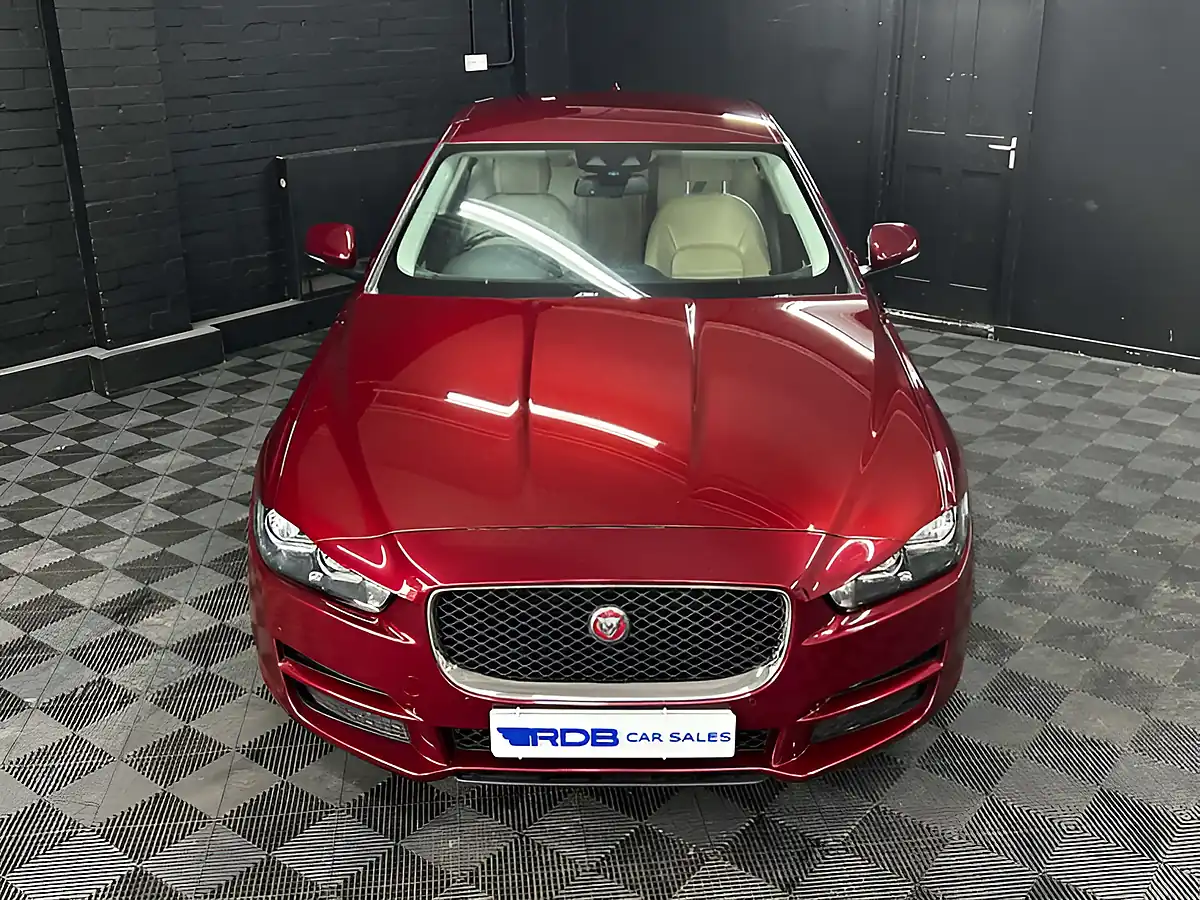 Used 2016 Jaguar Xe Prestige Red - Interior and Exterior details 9