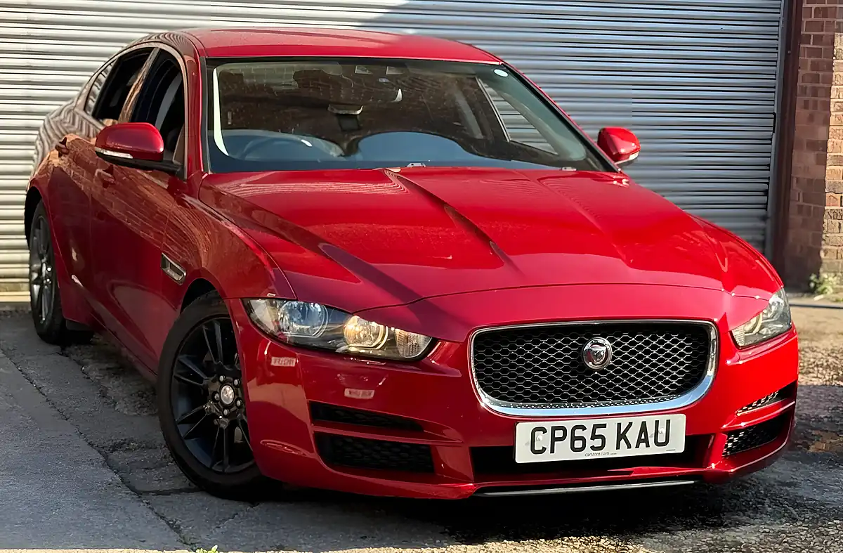 Used 2016 Jaguar Xe Prestige Red - Interior and Exterior details 12
