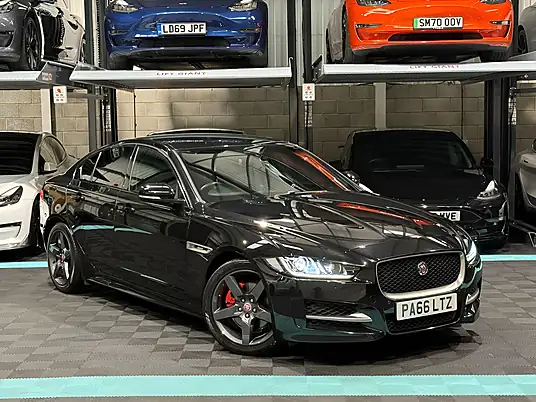 2016 Jaguar XE R-Sport 2.0d