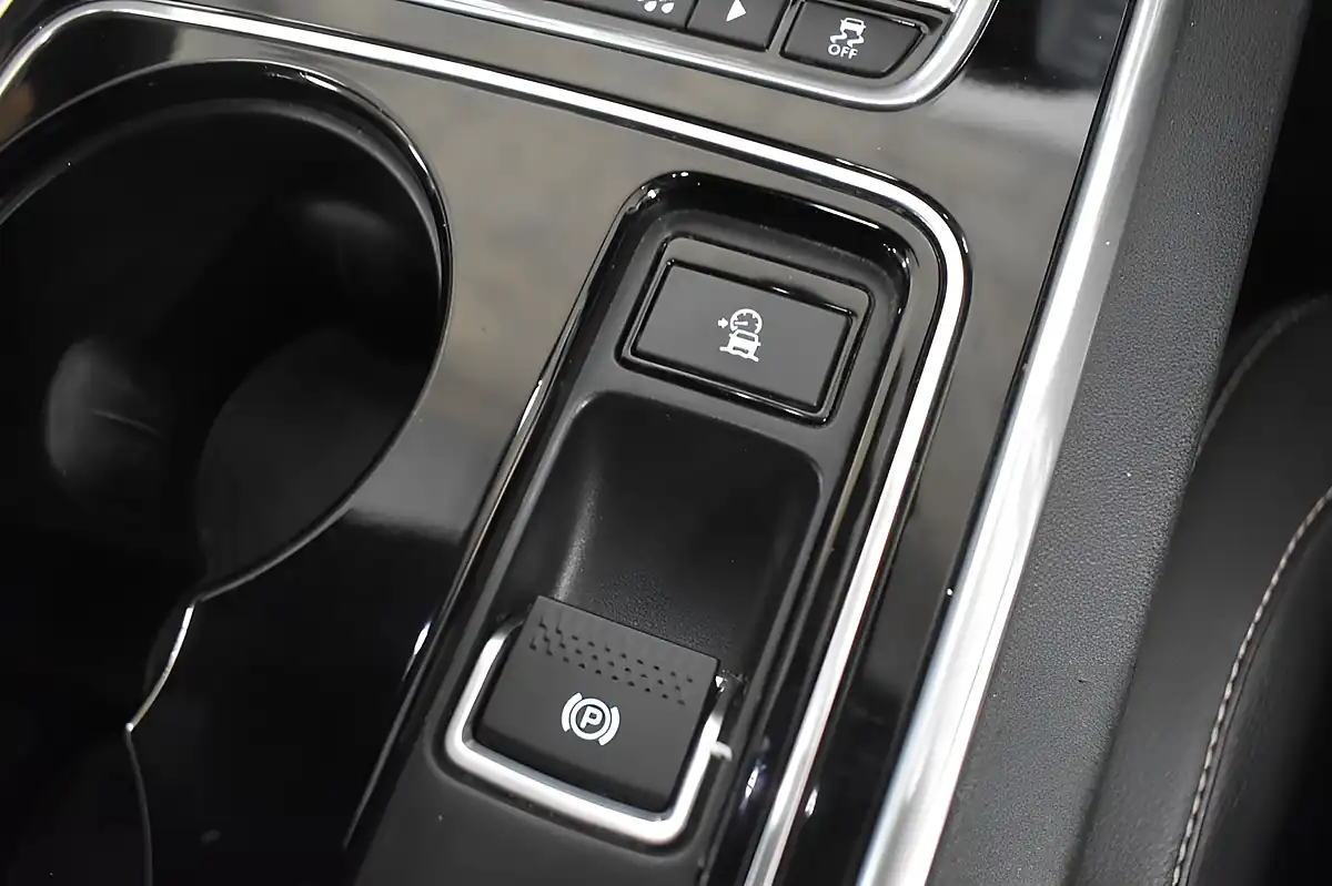 Used 2016 Jaguar Xe R-Sport Blue - Interior and Exterior details 16