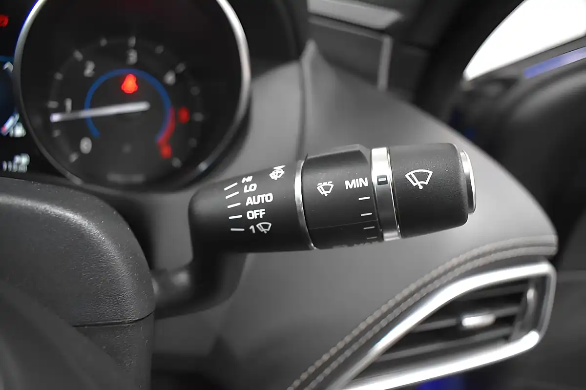 Used 2016 Jaguar Xe R-Sport Blue - Interior and Exterior details 19