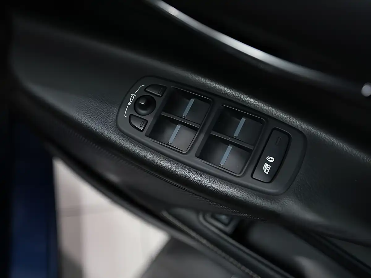 Used 2016 Jaguar Xe R-Sport Blue - Interior and Exterior details 10