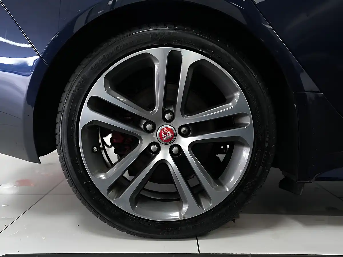Used 2016 Jaguar Xe R-Sport Blue - Interior and Exterior details 12