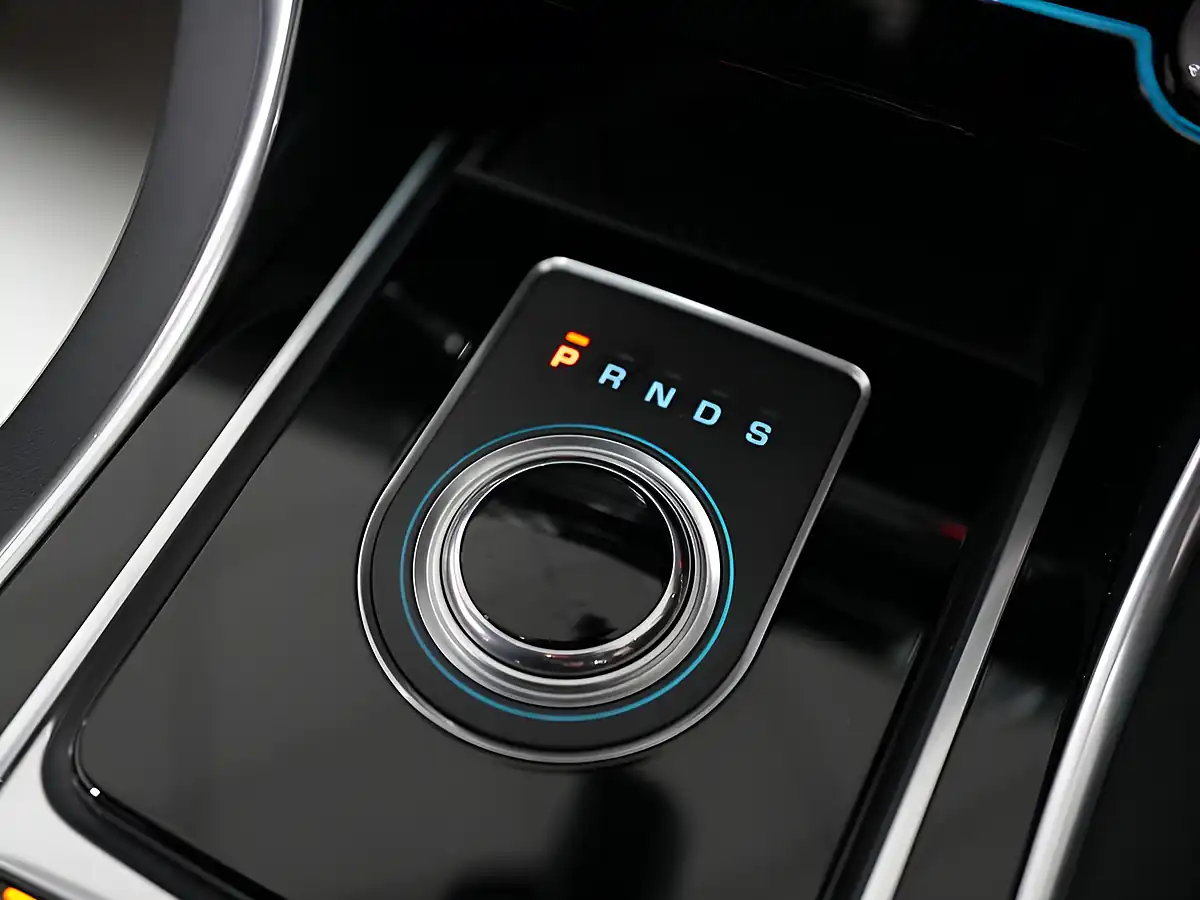 Used 2016 Jaguar Xe R-Sport Blue - Interior and Exterior details 17