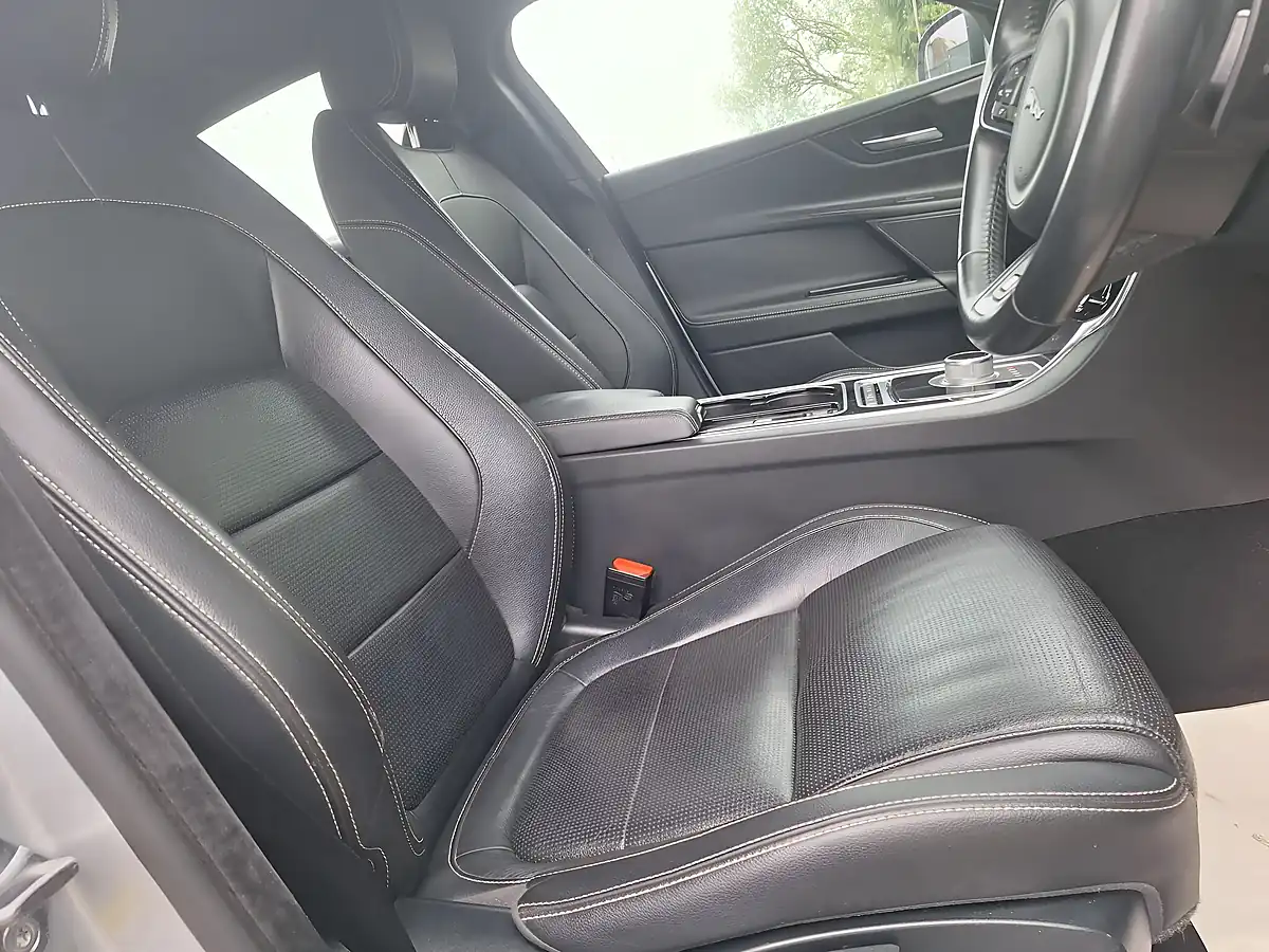 Used 2016 Jaguar Xe R-Sport Silver - Interior and Exterior details 13