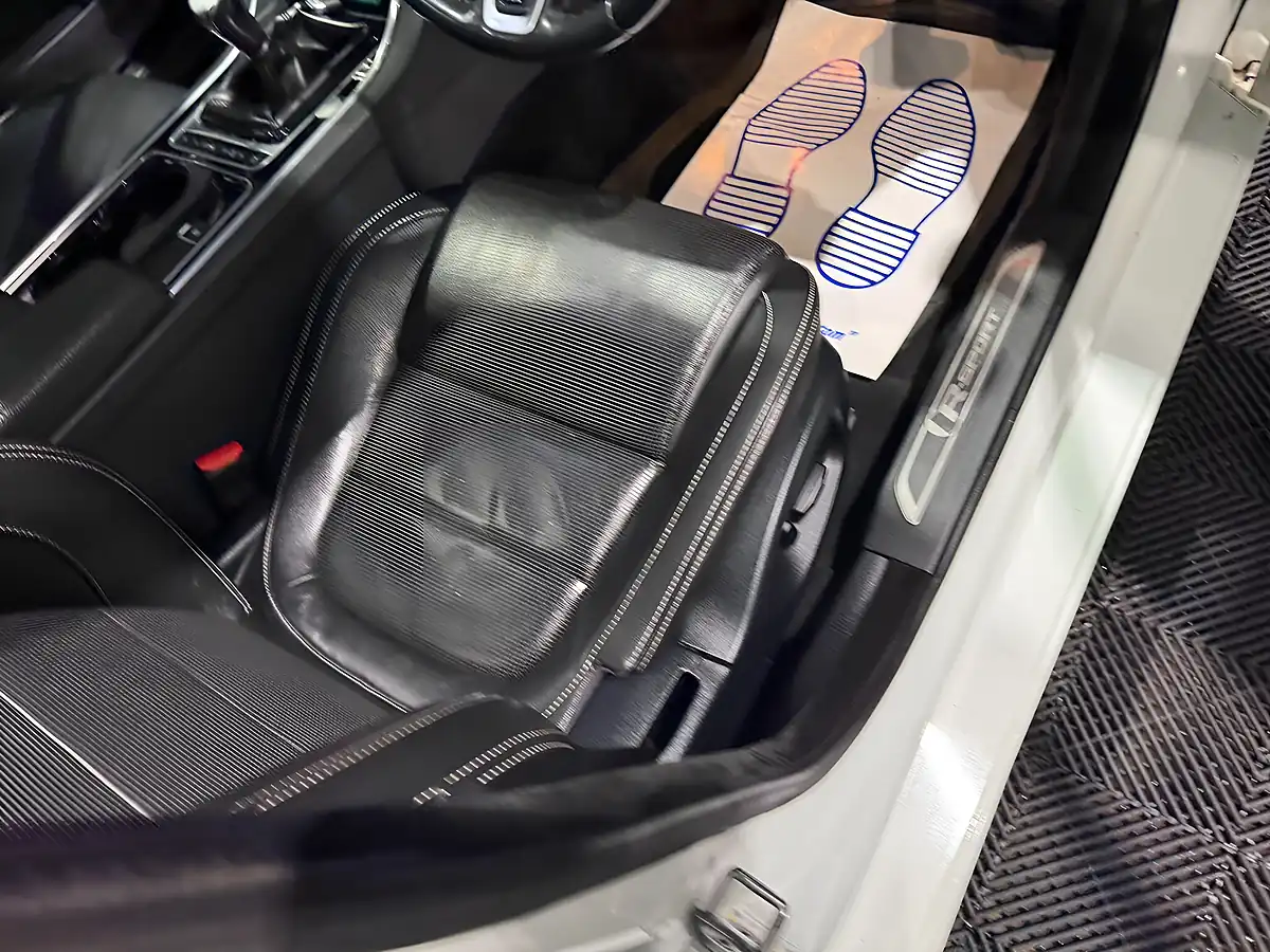 Used 2016 Jaguar Xe R-Sport White - Interior and Exterior details 13