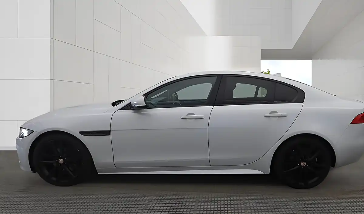Used 2016 Jaguar Xe R-Sport White - Interior and Exterior details 4
