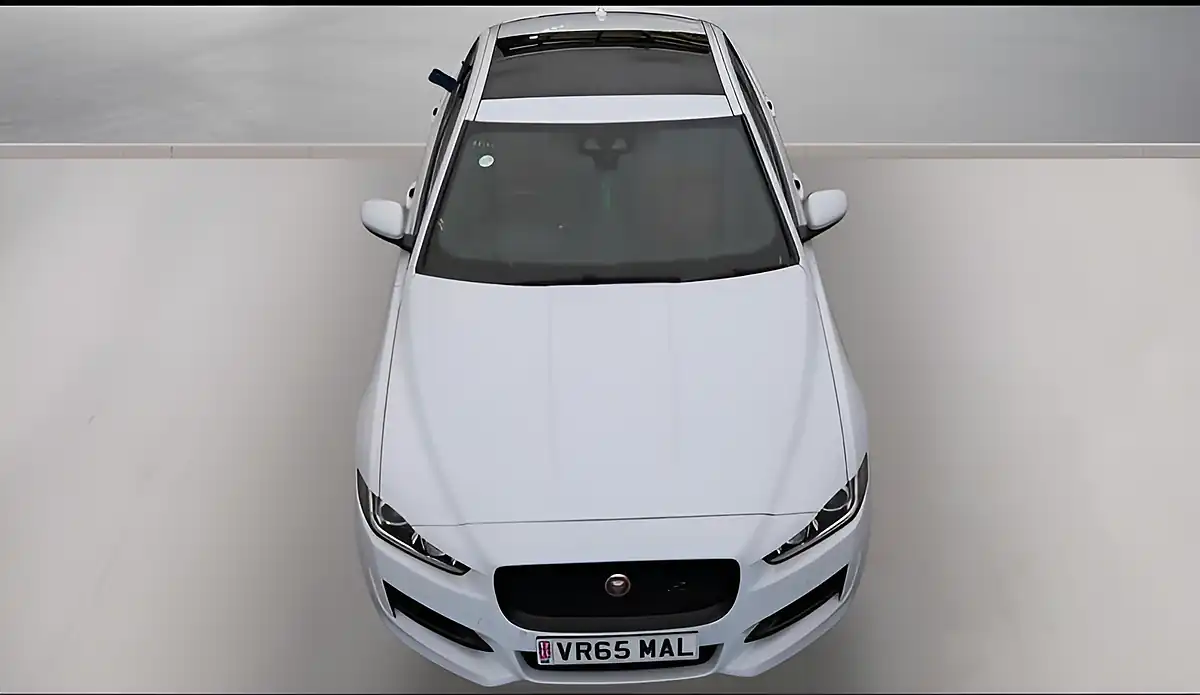 Used 2016 Jaguar Xe R-Sport White - Interior and Exterior details 7
