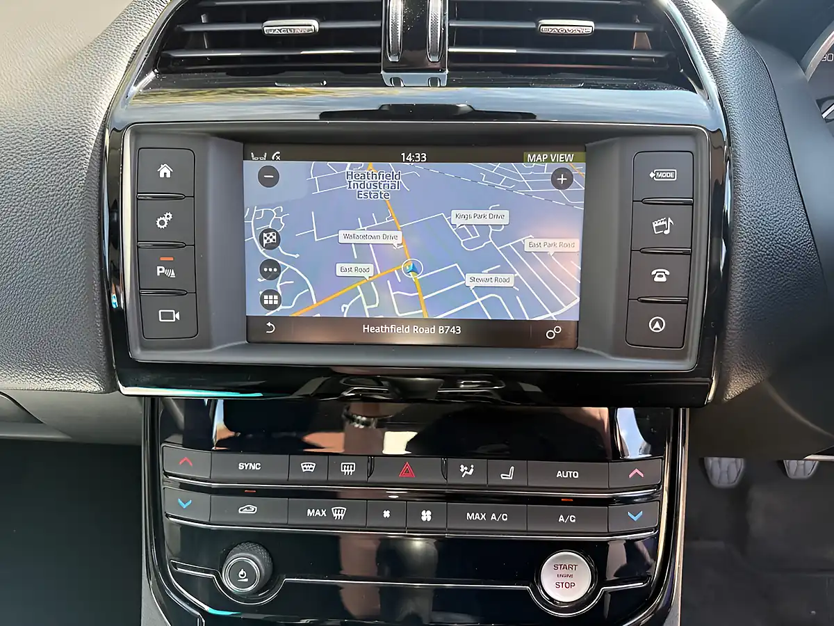 Used 2016 Jaguar Xe Se Silver - Interior and Exterior details 11