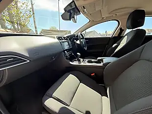 Used 2016 Jaguar Xe Se Silver - Interior and Exterior details 13