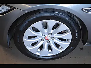 Used 2016 Jaguar Xf Portfolio Ammonite Grey - Interior and Exterior details 20
