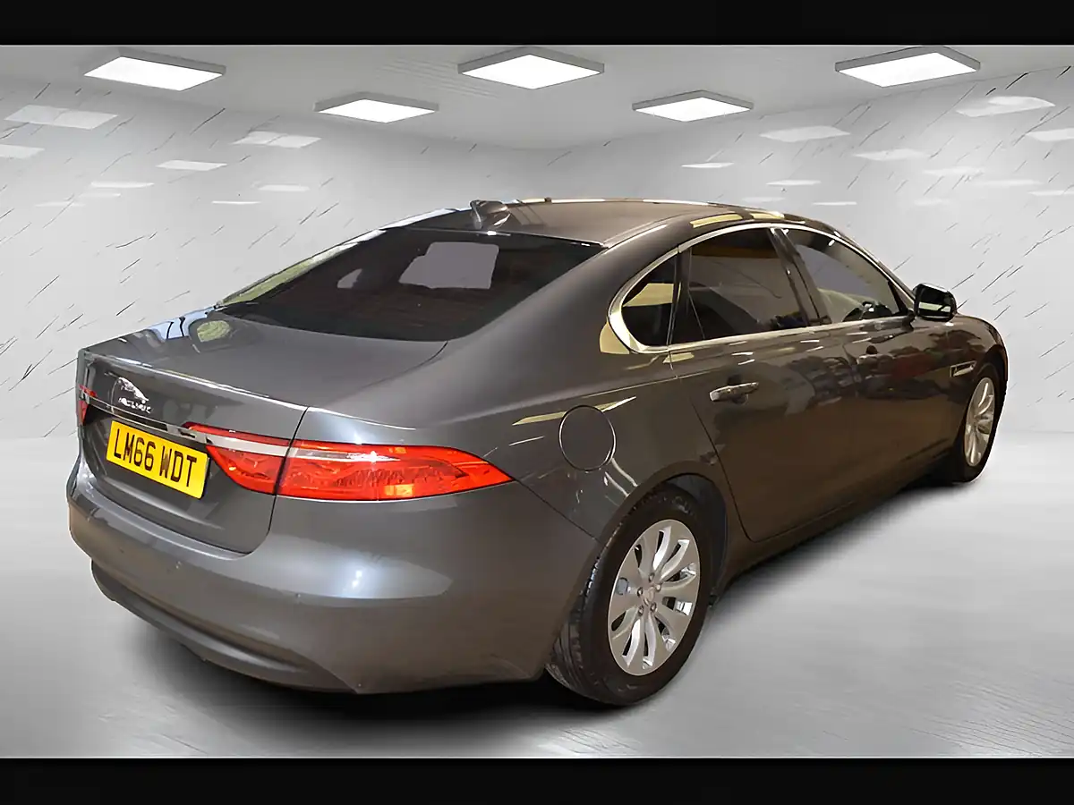 Used 2016 Jaguar Xf Portfolio Ammonite Grey - Interior and Exterior details 6