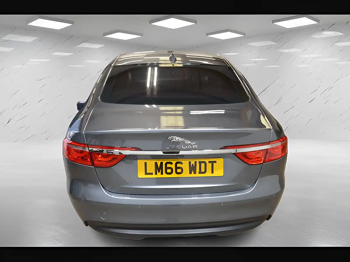 Used 2016 Jaguar Xf Portfolio Ammonite Grey - Interior and Exterior details 7