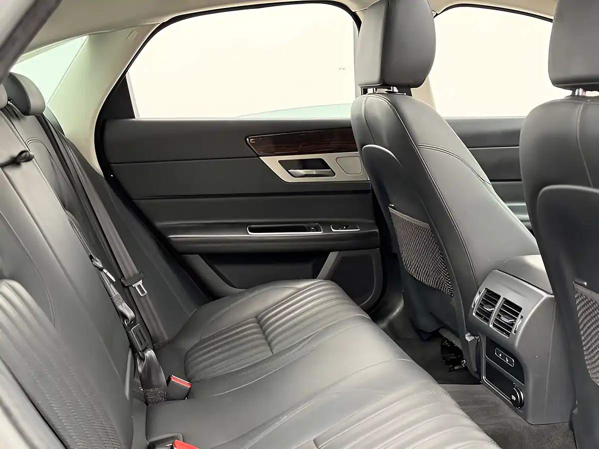 Used 2016 Jaguar Xf Portfolio Aurora Red - Interior and Exterior details 12