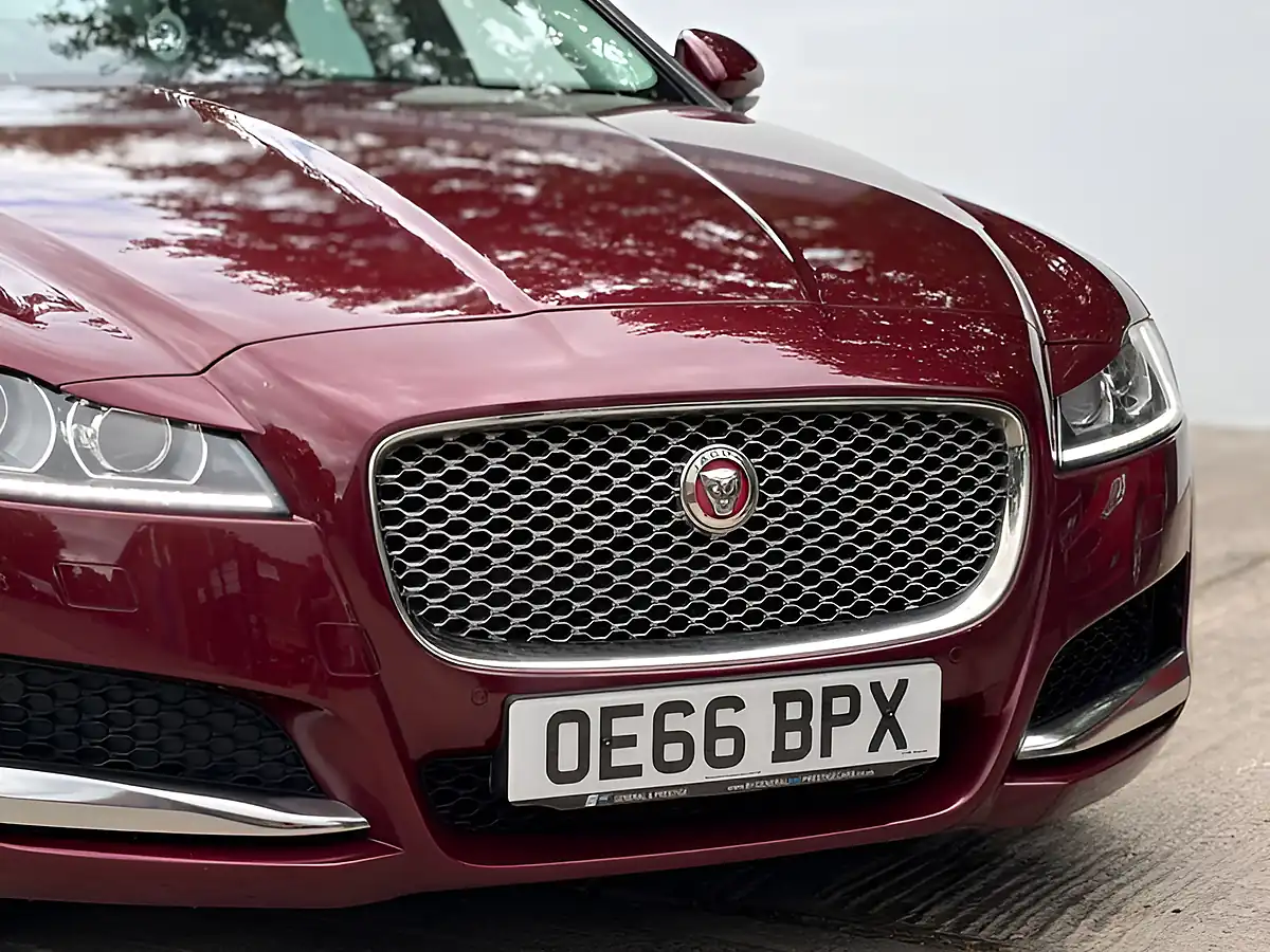 Used 2016 Jaguar Xf Portfolio Aurora Red - Interior and Exterior details 5