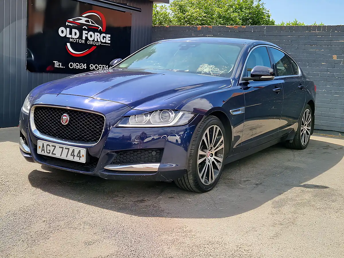 Used 2016 Jaguar Xf Portfolio Blue - Interior and Exterior details 11