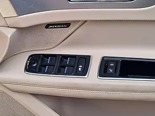 Used 2016 Jaguar Xf Portfolio Blue - Interior and Exterior details 15