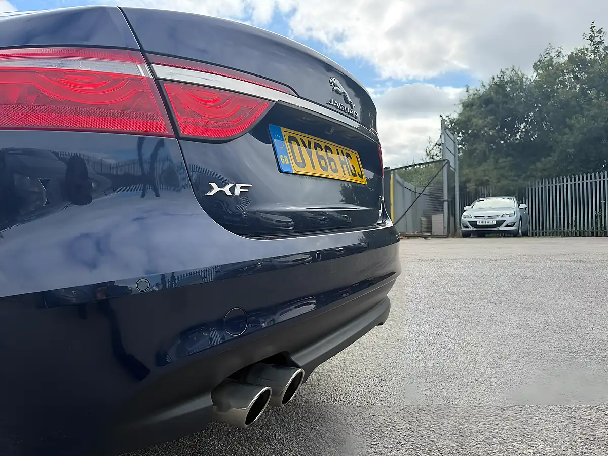 Used 2016 Jaguar Xf Portfolio Blue - Interior and Exterior details 18