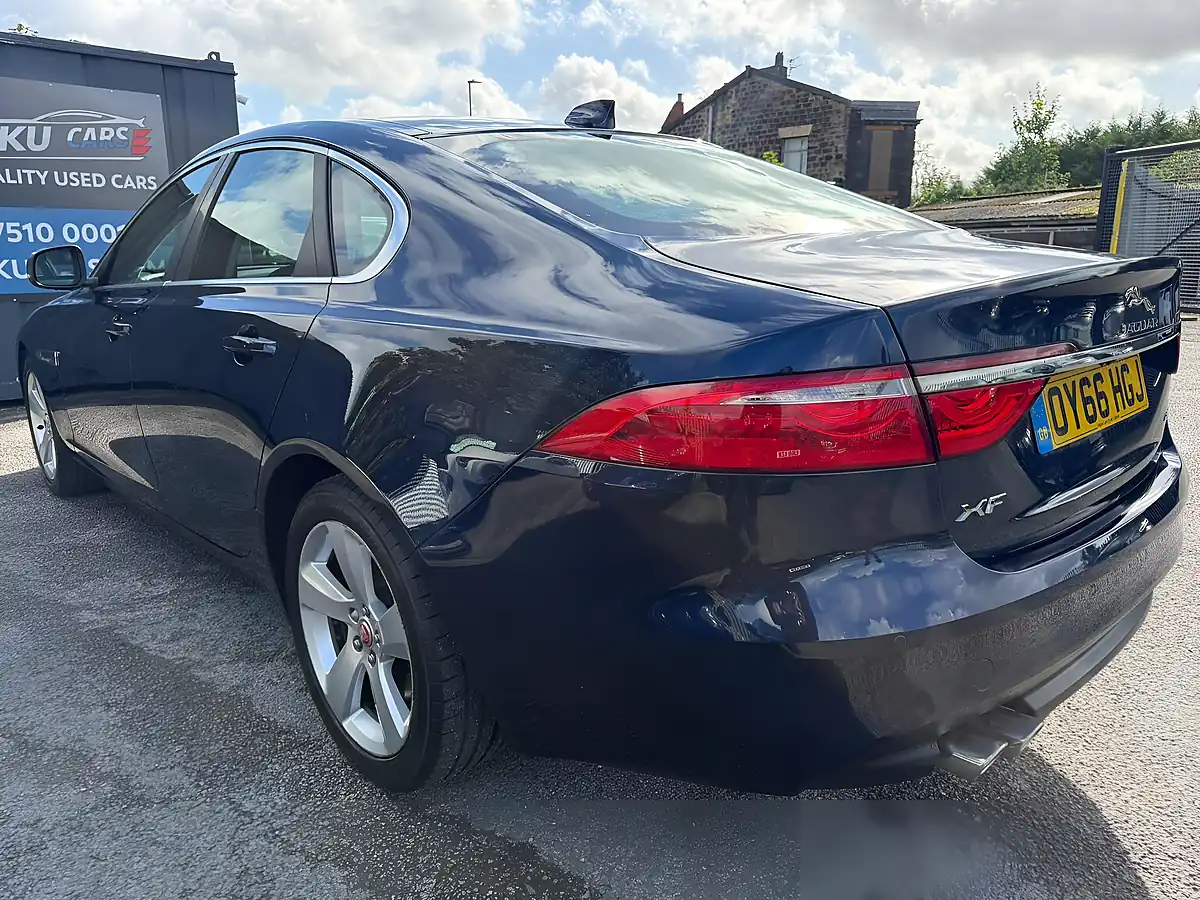 Used 2016 Jaguar Xf Portfolio Blue - Interior and Exterior details 5