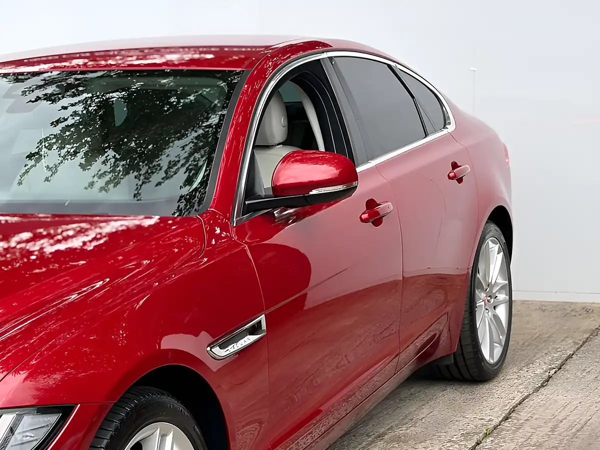 Used 2016 Jaguar Xf Portfolio Red - Interior and Exterior details 14