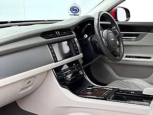Used 2016 Jaguar Xf Portfolio Red - Interior and Exterior details 17