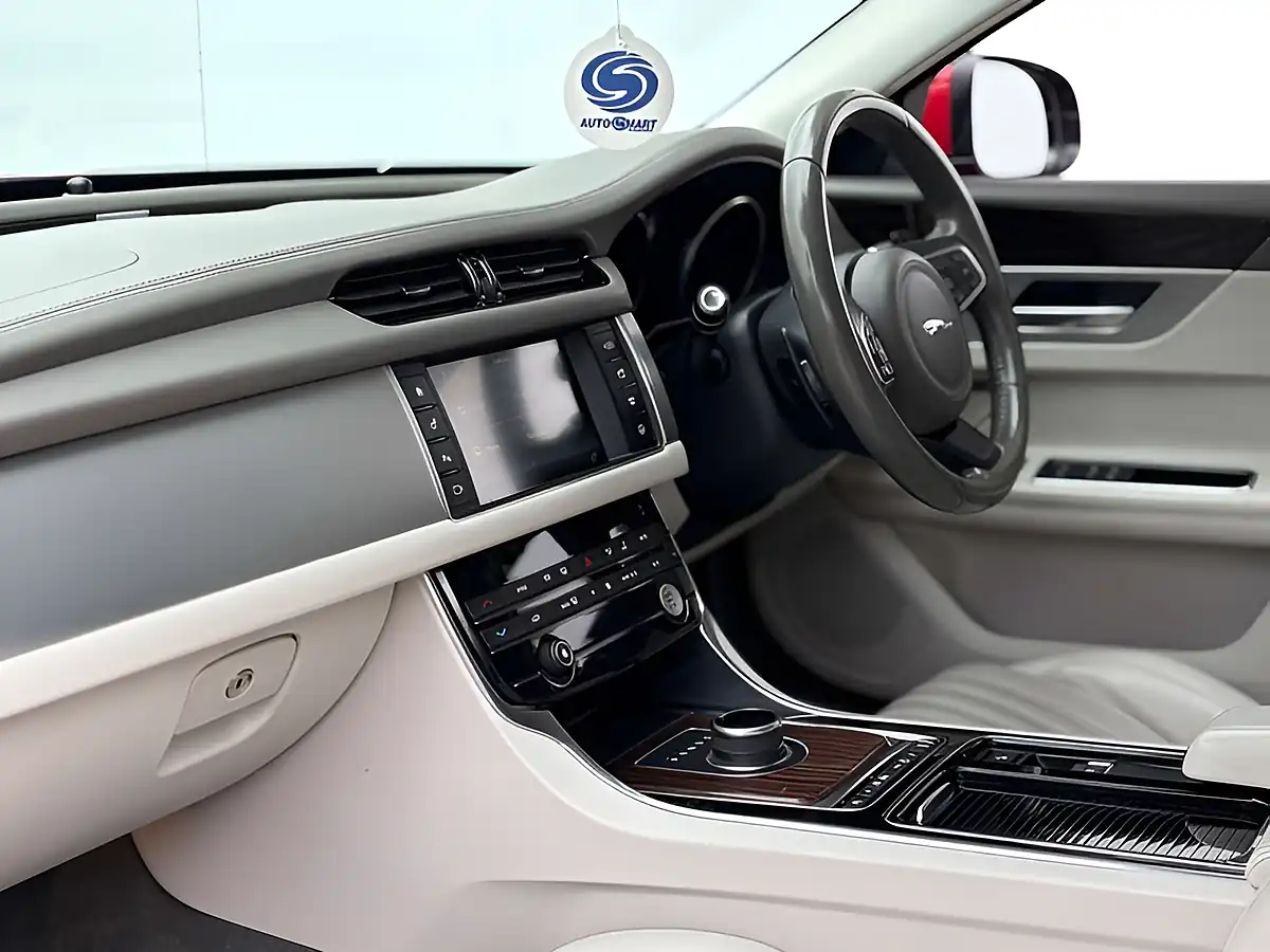 Used 2016 Jaguar Xf Portfolio Red - Interior and Exterior details 17