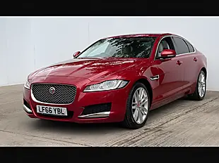Used 2016 Jaguar Xf Portfolio Red - Interior and Exterior details 4