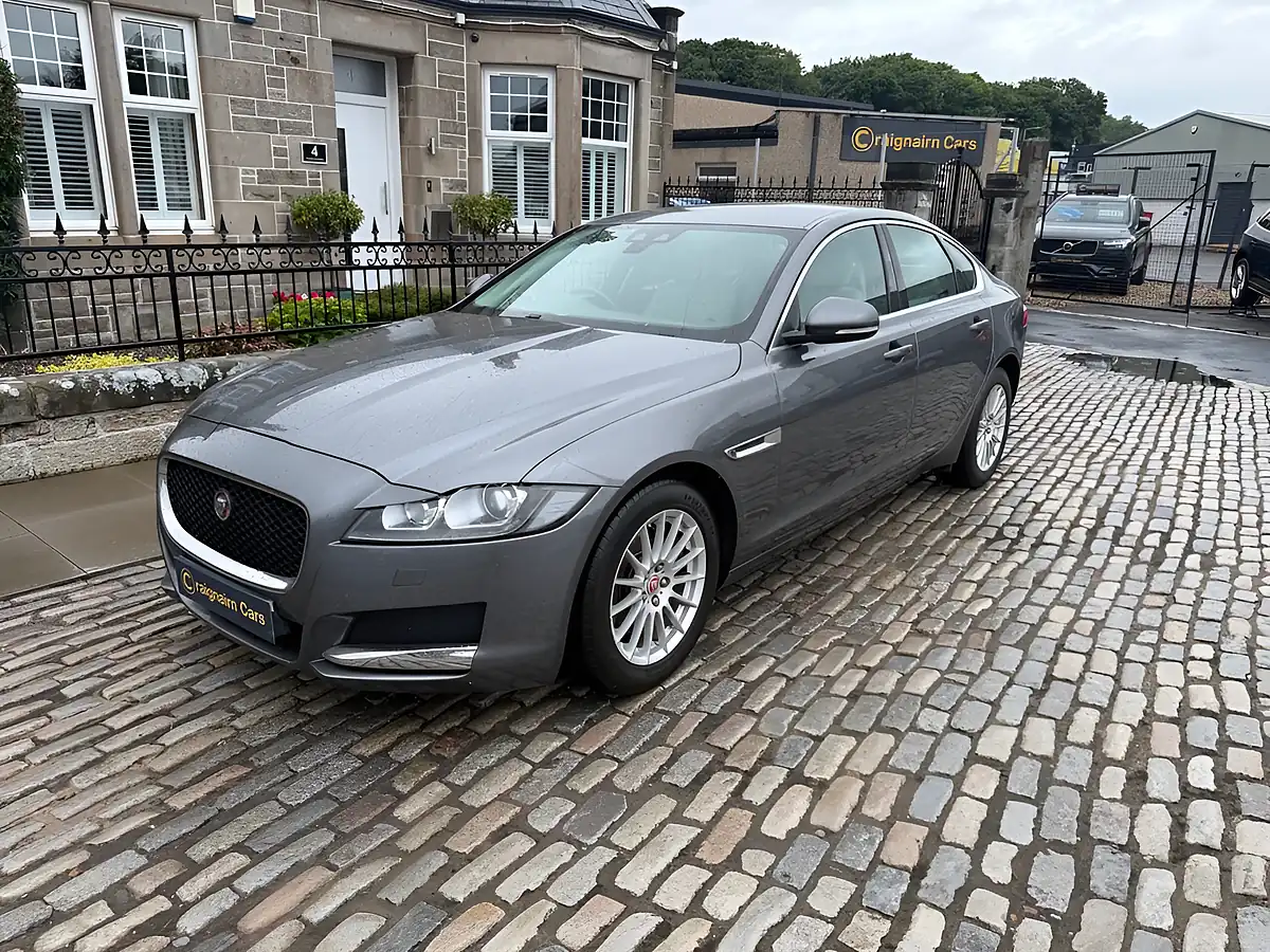 Used 2016 Jaguar Xf Prestige Ammonite Grey - Interior and Exterior details 8
