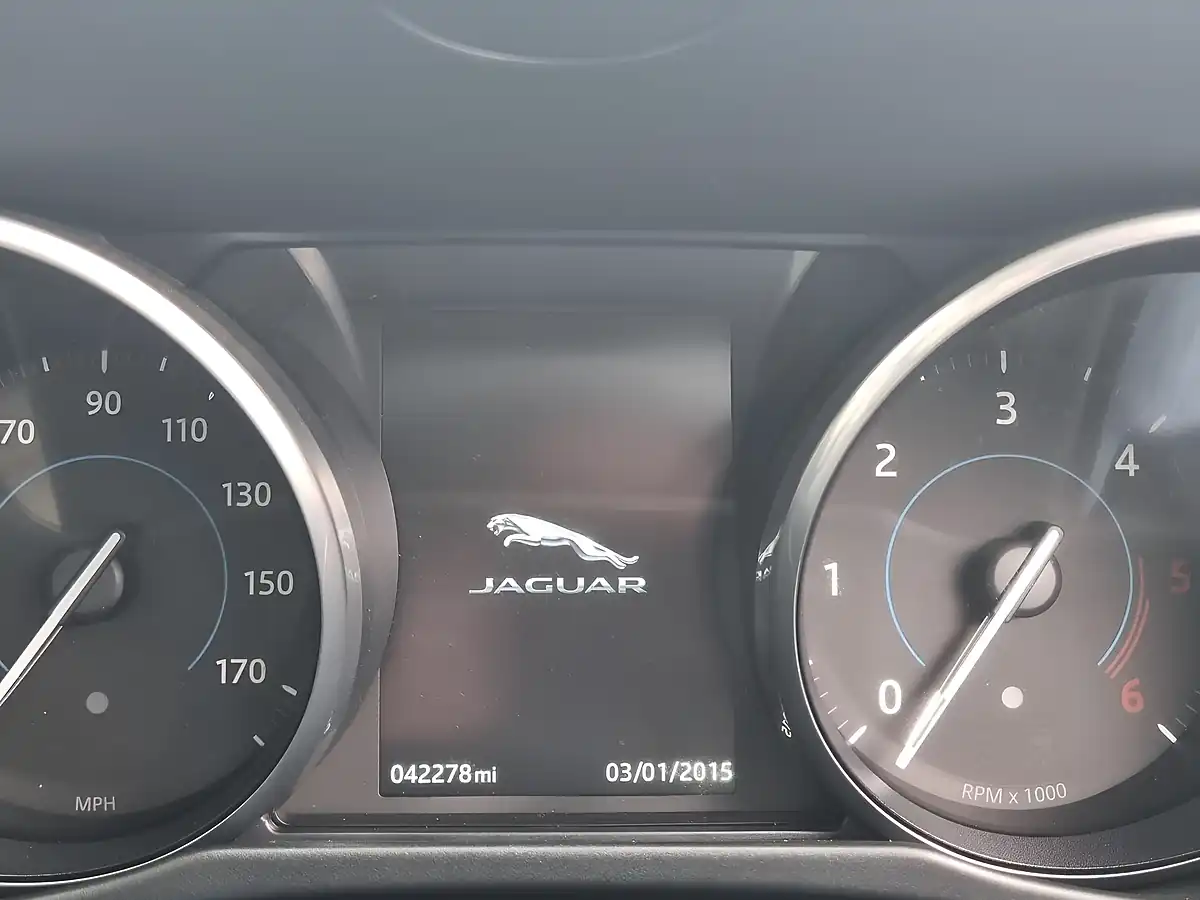 Used 2016 Jaguar Xf Prestige Black - Interior and Exterior details 9